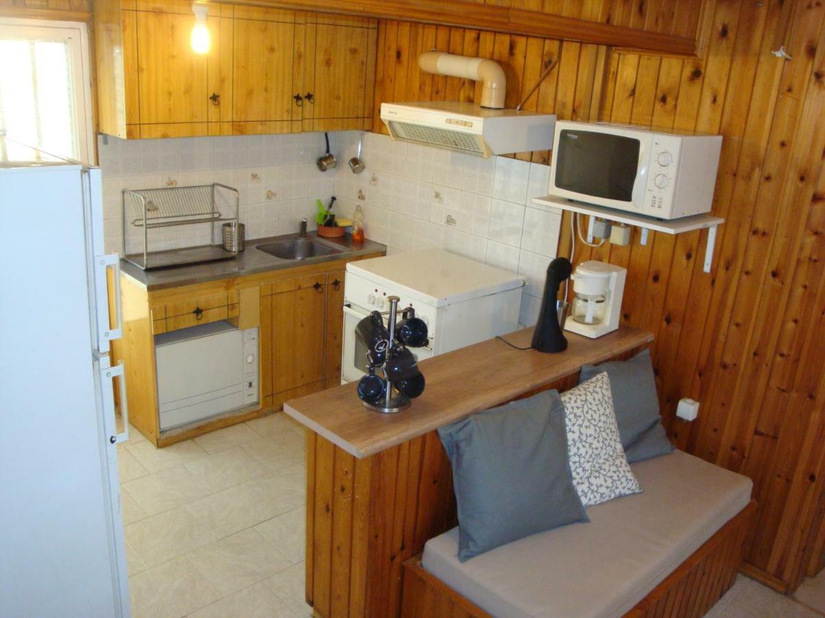 Three Bedroom Country House Magoula  외부 사진