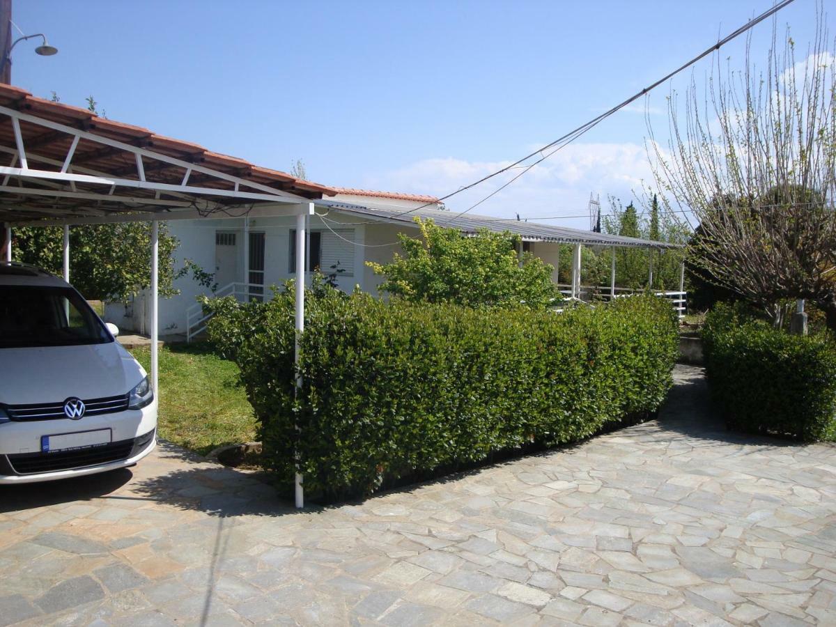 Three Bedroom Country House Magoula  외부 사진