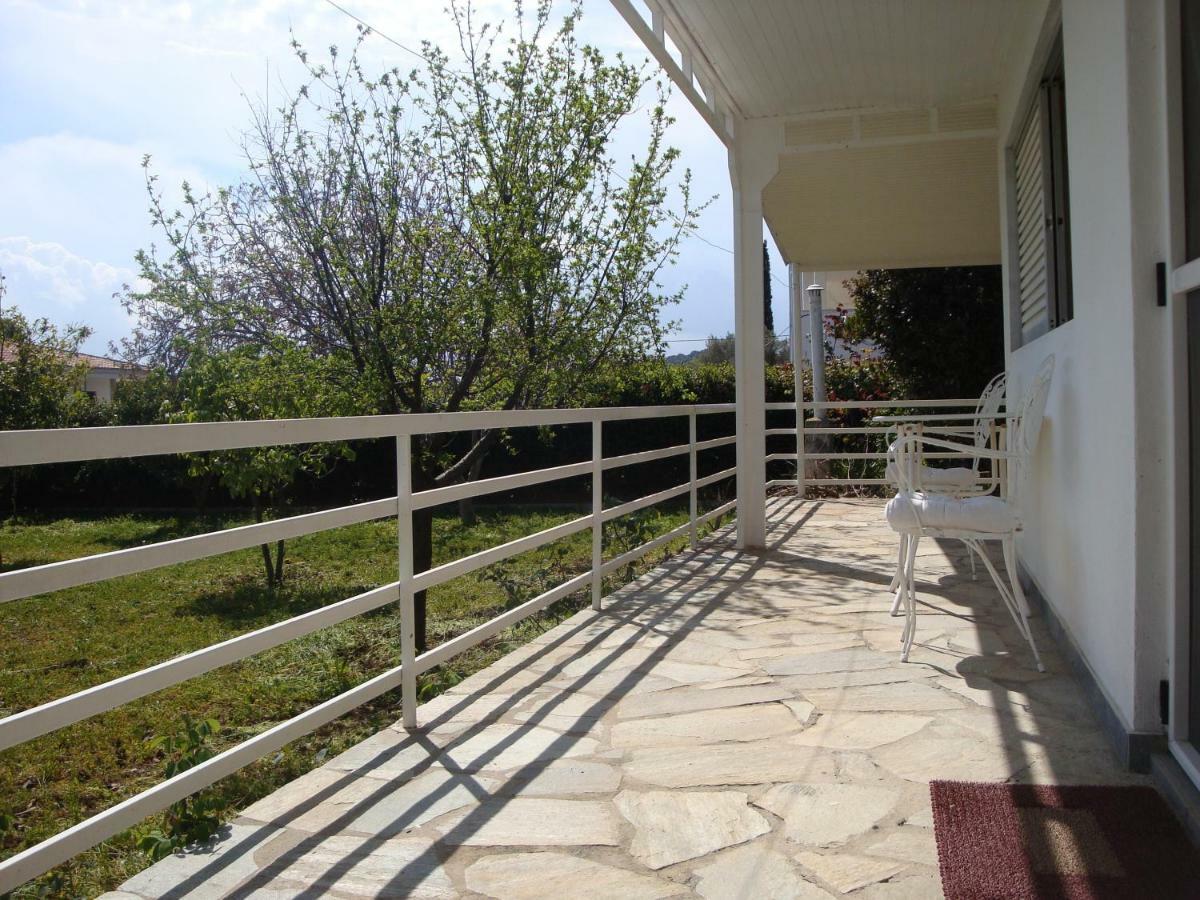 Three Bedroom Country House Magoula  외부 사진